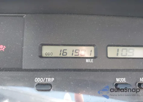 2002 Toyota Avalon Xl from USA, damaged, VIN 4T1BF28BX2U229060